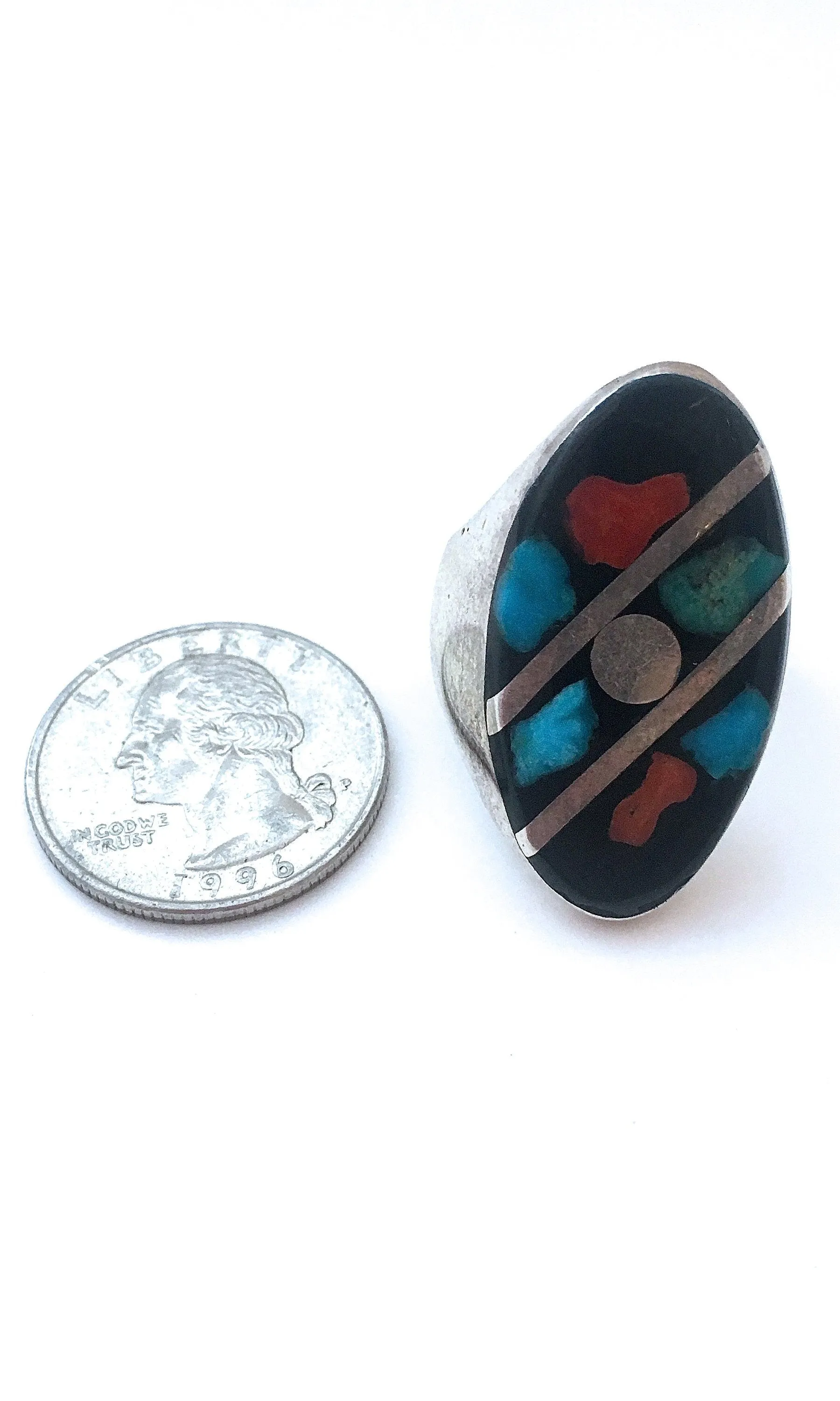 GRAPHIC SHAPES 1970s Onyx, Turquoise & Coral Inlay Ring, Sz 7 1/2