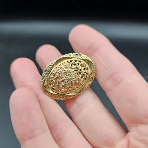 Vintage Gold Tone Oval Metal Pin On Brooch